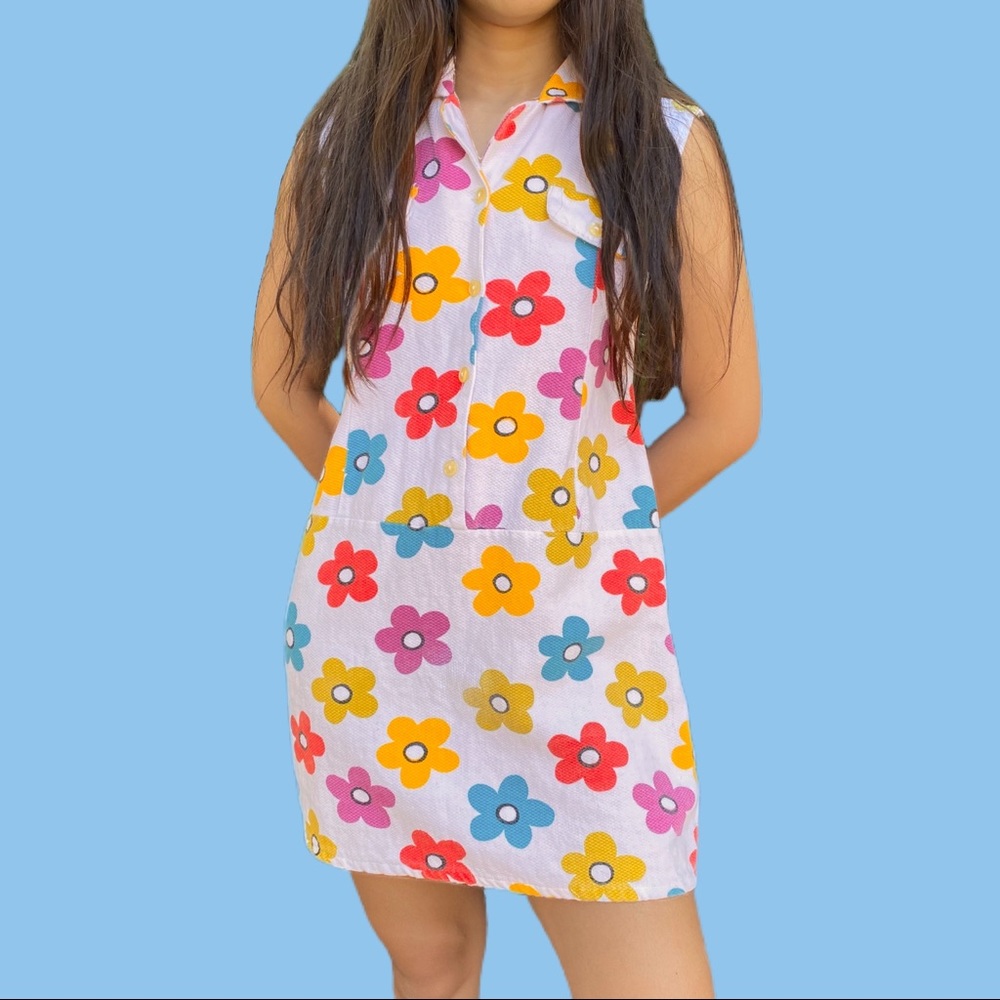 🚫SOLD🚫 The Twiggy Mod Mini Dress 🌼 - Picture 1 of 5